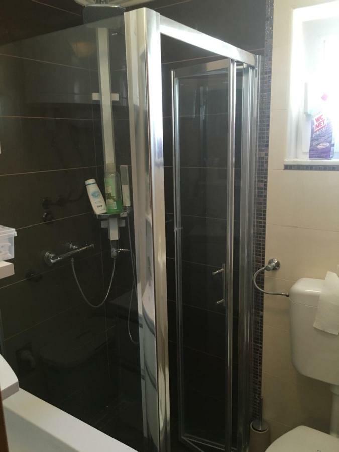 Apartman Petra 1 Vir Exterior photo